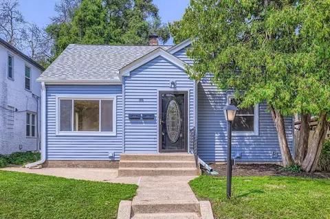 105 10th Ave N, South Saint Paul, MN 55075