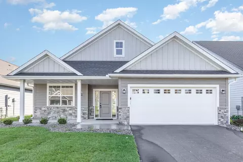 5035 Dale Ridge Rd, Woodbury, MN 55129