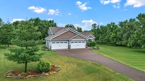 10252 270th Ave NW, Zimmerman, MN 55398