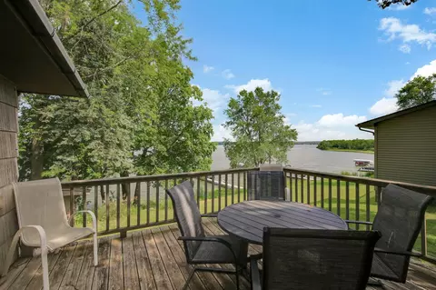 52425 Azalea Ave, Stanchfield, MN 55080