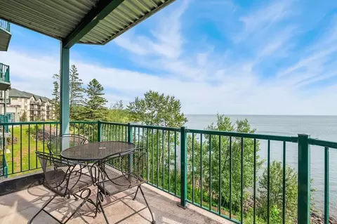 1412 Apt 5-302a Burlington Rd #5-302, Two Harbors, MN 55616