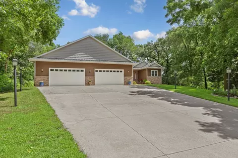 Exterior - 1900 Hiersche Rd, Faribault, MN 55021 photo 11 of 16