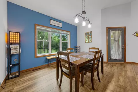 Dining - 1900 Hiersche Rd, Faribault, MN 55021 photo 2 of 5