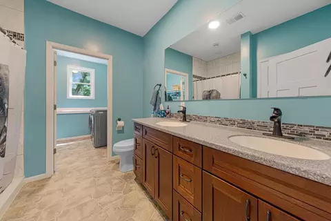 Bath - 1900 Hiersche Rd, Faribault, MN 55021 photo 6 of 6