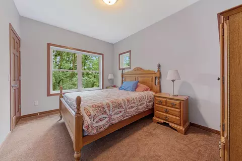 Bedroom - 1900 Hiersche Rd, Faribault, MN 55021 photo 4 of 11