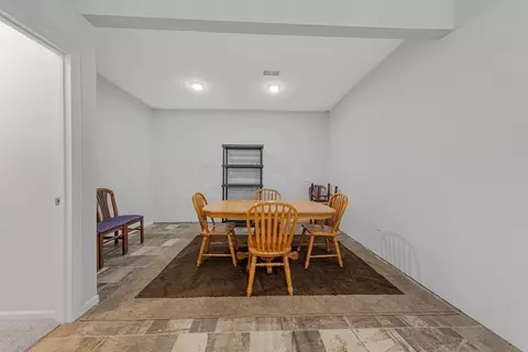 Dining - 1900 Hiersche Rd, Faribault, MN 55021 photo 4 of 5
