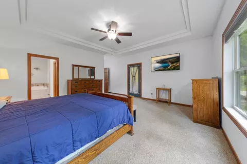Bedroom - 1900 Hiersche Rd, Faribault, MN 55021 photo 2 of 11