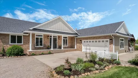 3793 25th St NE, Sauk Rapids, MN 56379