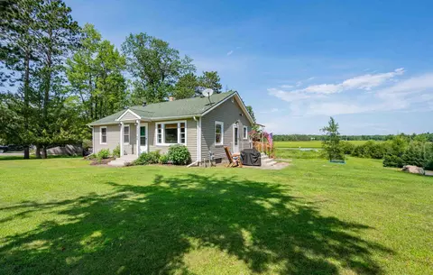 25764 River Rd, Cohasset, MN 55721
