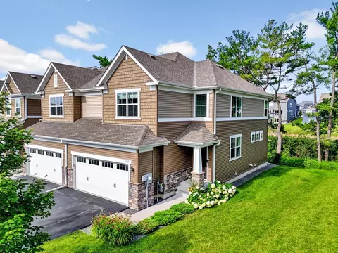 4260 Corn Silk Ln, Woodbury, MN 55129