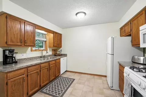 4650 Hampton Rd, Mound, MN 55364 photo 12