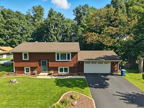4650 Hampton Rd, Mound, MN 55364 photo 2