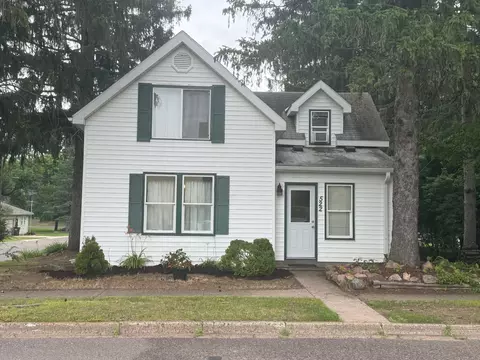 522 Court Ave N, Sandstone, MN 55072