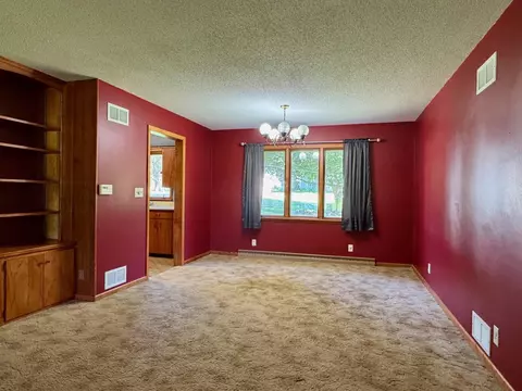219 E Hollett St, Tracy, MN 56175 photo 7