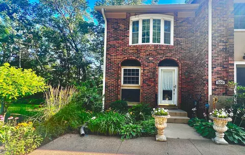 511 Laurel Ave, Hudson, WI 54016