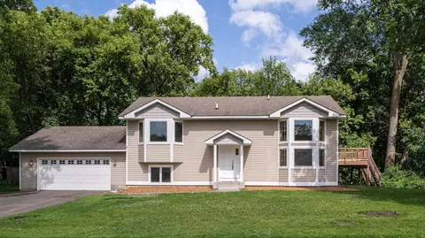 2570 Sylvan St, Little Canada, MN 55117