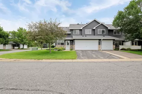 1100 Horizon Dr SE, New Prague, MN 56071