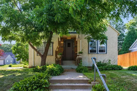 2101 Vincent Ave N, Minneapolis, MN 55411