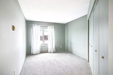 2425 E Franklin Ave #309, Minneapolis, MN 55406 photo 20