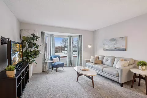 2425 E Franklin Ave #309, Minneapolis, MN 55406 photo 3