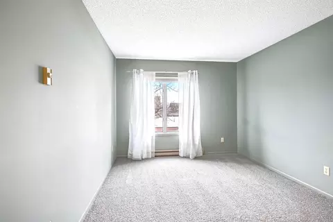 2425 E Franklin Ave #309, Minneapolis, MN 55406 photo 21