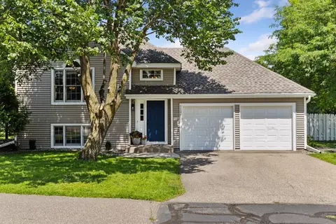 11267 49th Ave N, Plymouth, MN 55442