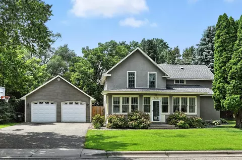 350 Maple Ave N, Annandale, MN 55302