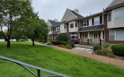 754 Wisconsin Ave N, Golden Valley, MN 55427