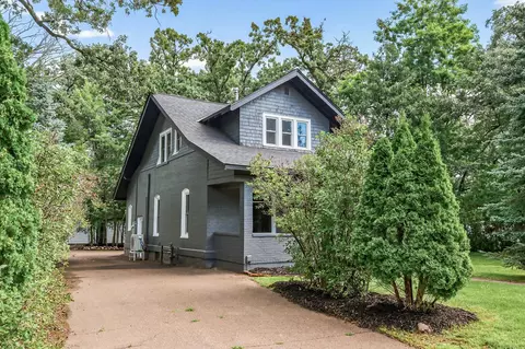 6640 Maple St, North Branch, MN 55056