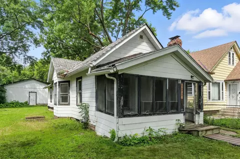 2947 Queen Ave N, Minneapolis, MN 55411