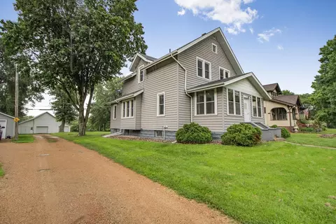 718 Elm St W, Norwood Young America, MN 55368