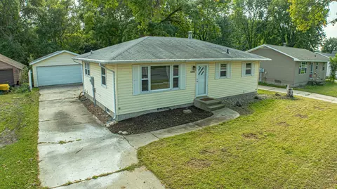 1204 Trott Ave SE, Willmar, MN 56201