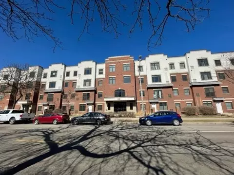 619 8th St SE #115, Minneapolis, MN 55414