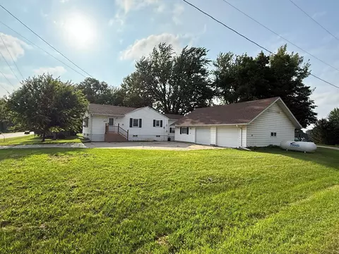 3415 County 16 Rd SE, Rochester, MN 55904