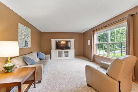 Living - 1514 Sun Bird Ln, Faribault, MN 55021 photo 1 of 2
