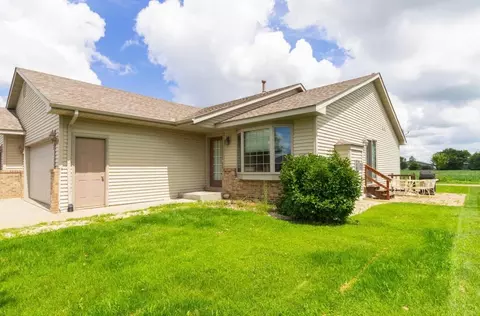 1025 Tamarack Pl, New Richmond, WI 54017
