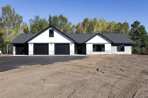 5683 Winding Dr NW, Bemidji, MN 56601