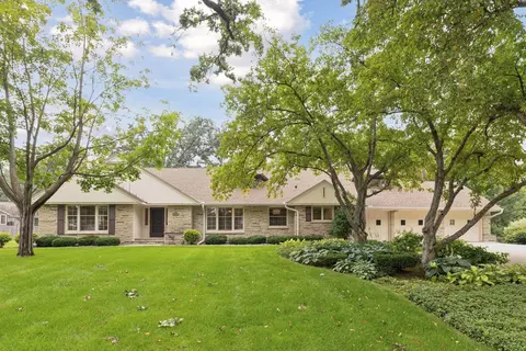 25 Woodland Rd, Edina, MN 55424