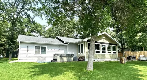 24275 Fairwood Ln, Nevis, MN 56467