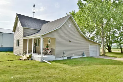 435 Clark St W, Eagle Bend, MN 56446 photo 5