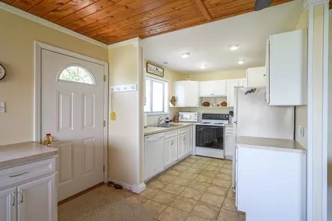34531 E Trinity Point Rd SE, Mentor, MN 56736 photo 6