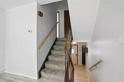 3296 Hill Ridge Dr #58, Eagan, MN 55121 photo 8