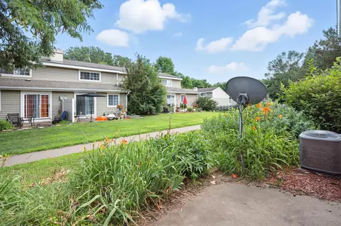 3296 Hill Ridge Dr #58, Eagan, MN 55121 photo 32