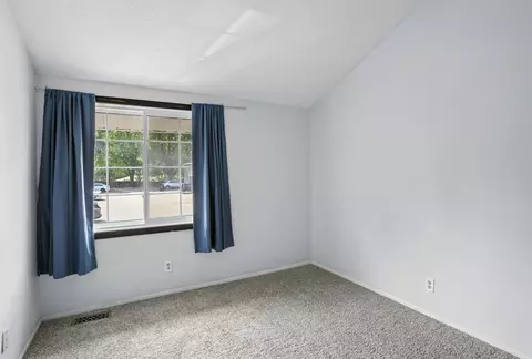 3296 Hill Ridge Dr #58, Eagan, MN 55121 photo 19