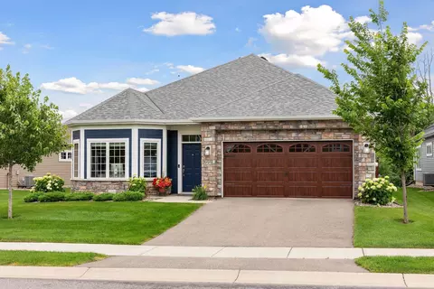 999 Maple Hill Rd, Newport, MN 55055
