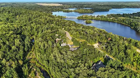 15957 Old Stonebridge Trl, Brainerd, MN 56401