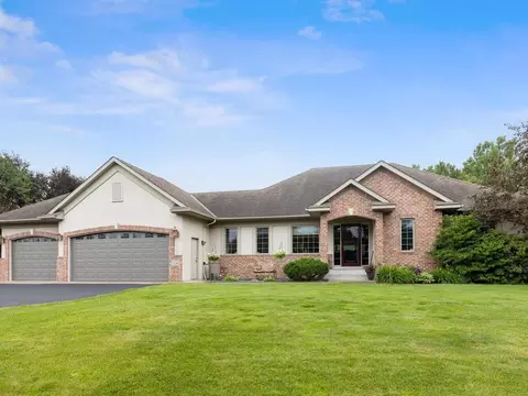 7236 177th Ave NE, Forest Lake, MN 55025