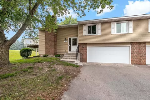 Exterior - 4693 Ridge Cliff Dr, Eagan, MN 55122 photo 6 of 11