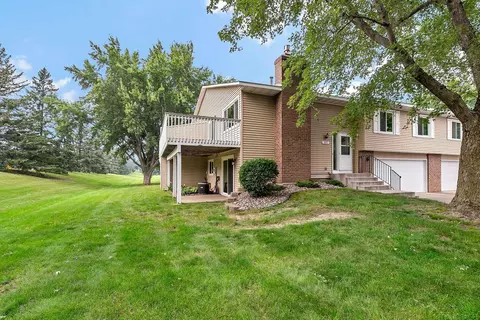 Exterior - 4693 Ridge Cliff Dr, Eagan, MN 55122 photo 7 of 11