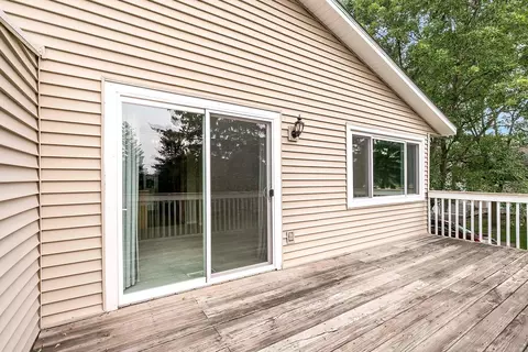 Exterior - 4693 Ridge Cliff Dr, Eagan, MN 55122 photo 3 of 11